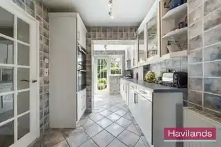 67 Lowther Drive, photo 4