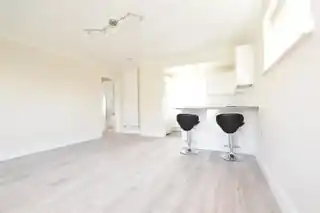 67 Oak Street, photo 2