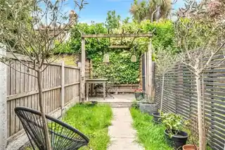 67 Perth Road, photo 3