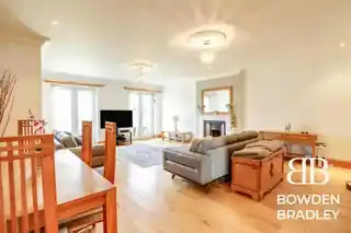 67 Rosedene Gardens, photo 2