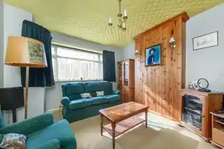67 Sevenoaks Road, photo 2