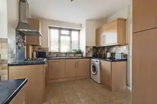 67 Truslove Road, photo 2