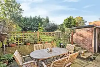 67 Truslove Road, photo 4