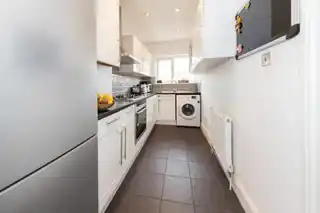 68 Axholme Avenue, photo 4