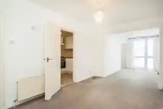 68 Beresford Avenue, photo 2