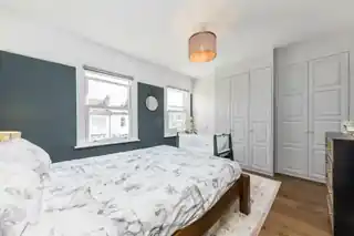 68 Brook Road South, photo 4