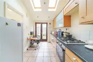 68 Cranmer Avenue, photo 3