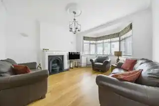 68 Crown Lane, photo 3
