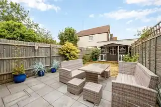 68 Curzon Road, photo 2