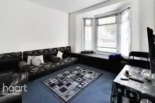 68 Hockley Avenue, photo 2