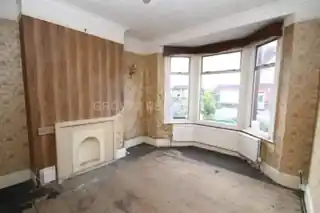 68 Kings Avenue, photo 2