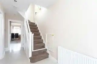 68 Langland Crescent, photo 2