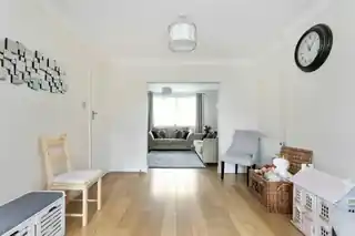 68 Ormesby Way, photo 4