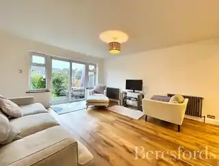 68 Somerset Gardens, photo 3