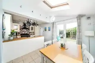 69 Andover Road, photo 3