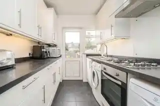 69 Beresford Avenue, photo 4
