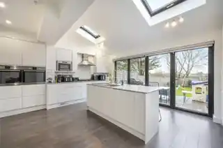 69 Birkbeck Road, photo 3