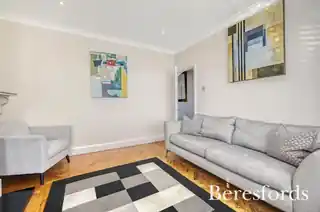 69 Elmhurst Drive, photo 3