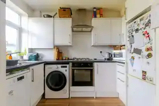 69 Goodwin Road, photo 3