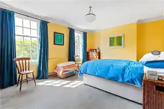 69 Hackford Road, photo 4