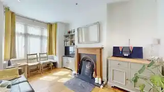 69 Hartham Road, photo 2
