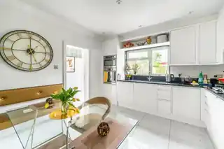 69 Nathans Road, photo 3