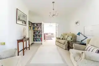 69 Selwood Road, photo 3