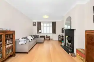 69 Thorpewood Avenue, photo 3