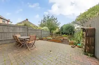 69 Thorpewood Avenue, photo 2