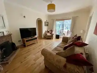 69 Tile Kiln Lane, photo 2