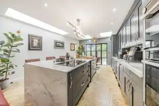 69 Victoria Way, photo 4
