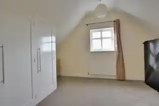 6B Lancaster Road, photo 4