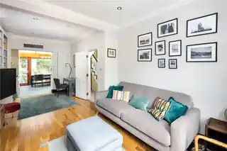 7 Aberavon Road, photo 2