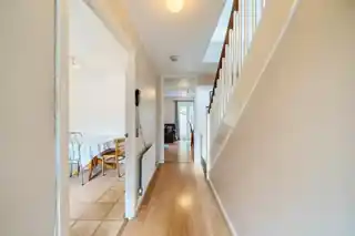 7 Ann Moss Way, photo 3