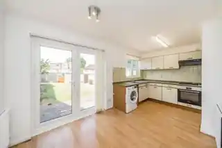 7 Augusta Road, photo 4