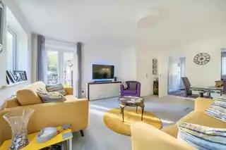 7 Badgers Close, photo 4
