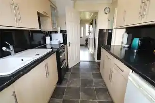 7 Bevercote Walk, photo 4