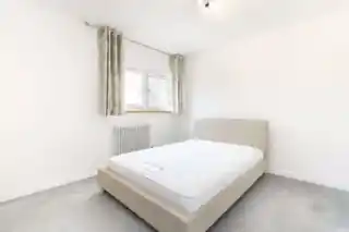 7 Bloomsbury Close, photo 4