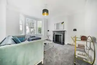 7 Borneo Street, photo 2