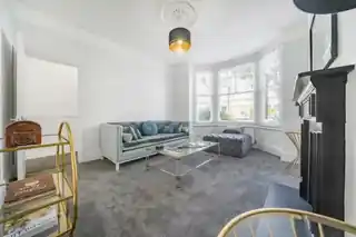 7 Borneo Street, photo 4