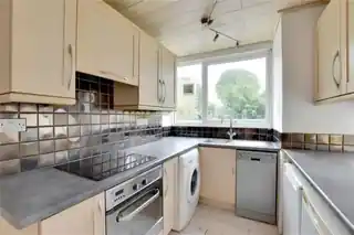 7 Brandram Road, photo 4
