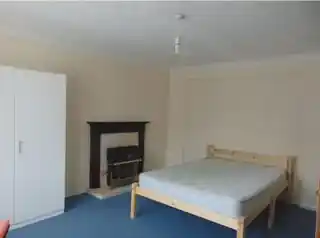 7 Buckstone Road, photo 4