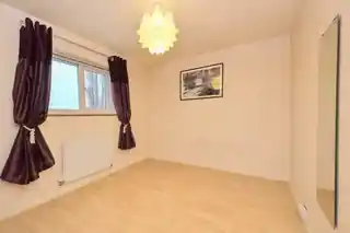 7 Carnation Street, photo 4