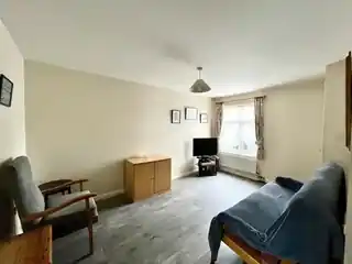 7 Charles Babbage Close, photo 2
