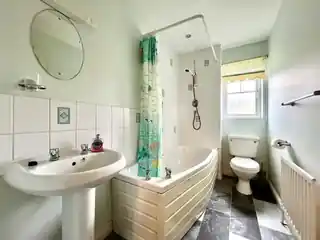 7 Charles Babbage Close, photo 4
