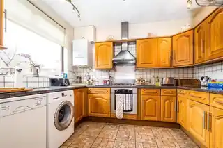 7 Charnwood Drive, photo 4