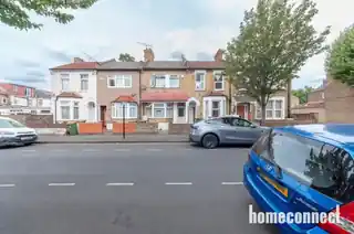 7 Clacton Road, photo 4