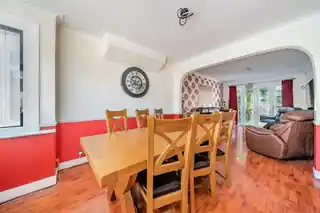 7 Cornwall Road, photo 4