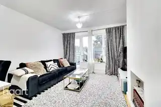 7 Fairey Avenue, photo 3