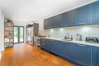 7 Fielding Avenue, photo 3